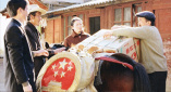 隔壁小姐